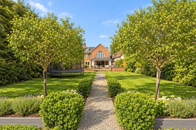 30, Ramillies Avenue, Cheadle photo 2