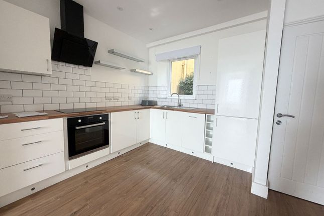 Flat 1,, Glan Y Mor, Narberth photo 3