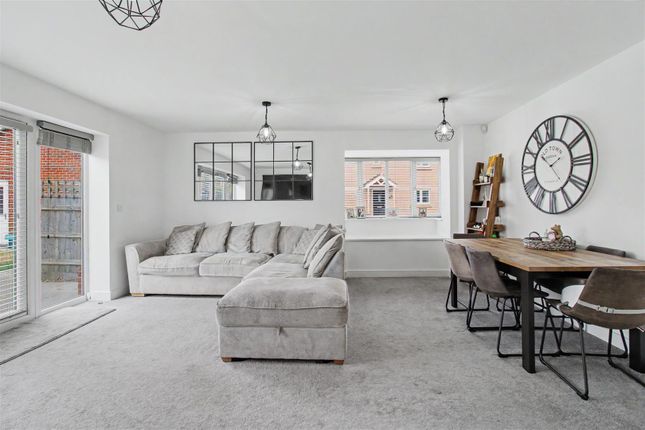 13, Victoria Close, King's Lynn photo 4