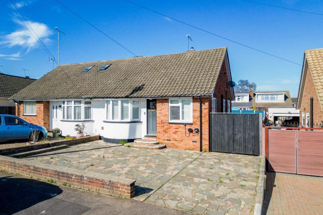 2-bed house on 47, Chesterfield Crescent, Leigh-On-Sea, £375,000