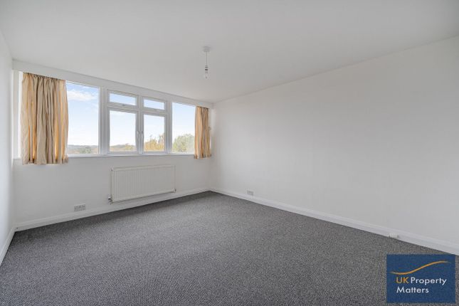 Flat 4A, 11 Woodside Avenue, London photo 3