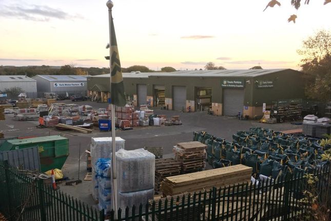 Industrial to let in 7 Seph Way, York Road Industrial Estate, Malton