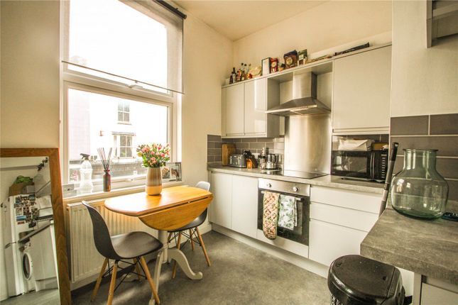 Thumbnail Flat to rent in West Street, Old Market