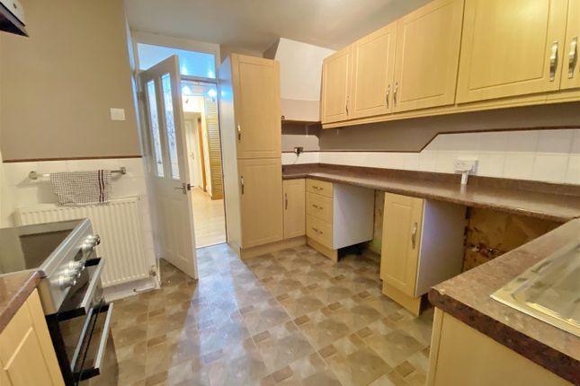 5, Westfield Grove, Goole photo 4