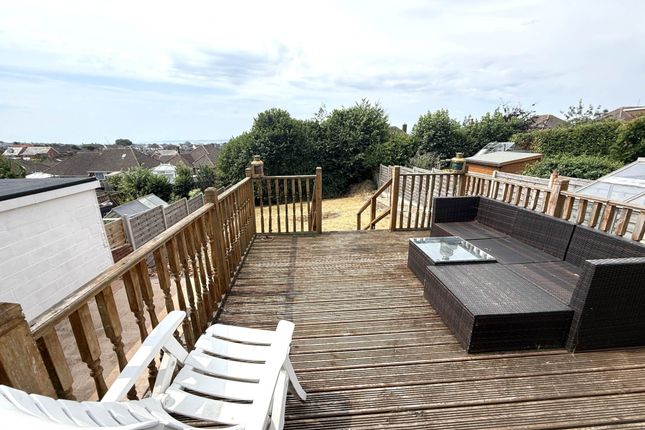 22, Willow Avenue, Exmouth photo 3