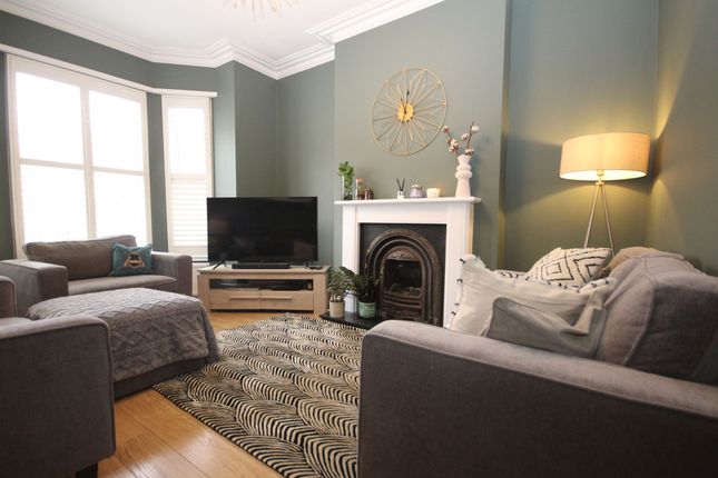 56 The Avenue, Leigh photo 2
