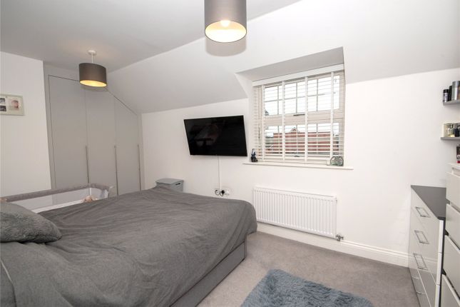 Flat for sale in Hayes Drive, Spencers Wood