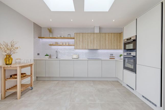 11, Kingsmans Point, Hullbridge photo 4