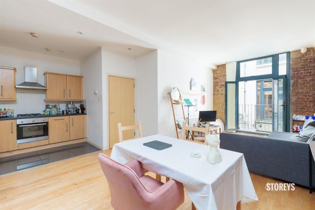 Flat A, 21 Phipp Street, London photo 4