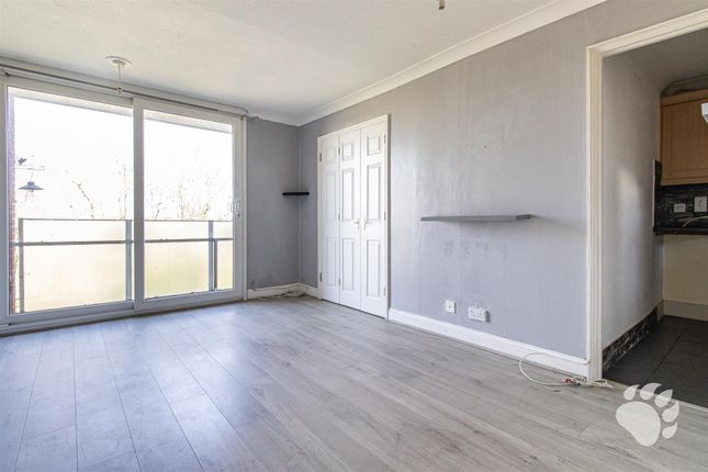 59, Appleford Court, Pitsea photo 4