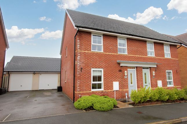 Town house for sale in Green Meadow Close, St. Athan CF62