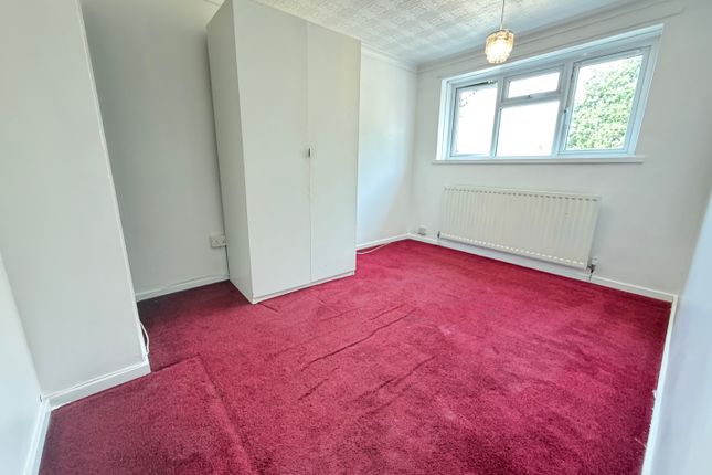 15, Phipps Avenue, RUGBY photo 3