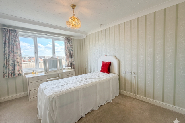 Apartment 42, Forum Court, Lord Street, Southport photo 4