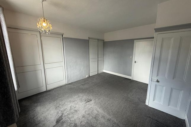 285, Bowling Hall Road, Bradford photo 5