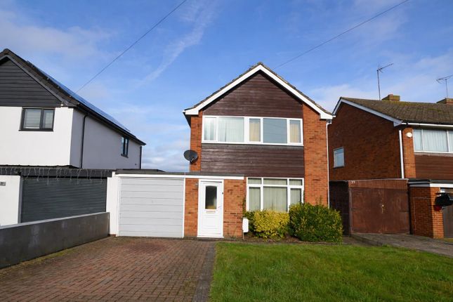 3-bed detached on 25, Cherry Walk, Raunds, £249,950