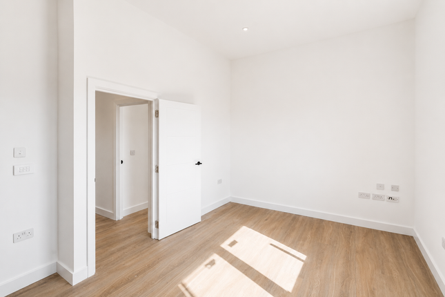 DUPE | Flat 55, Heather Court, Progressive Close, Sidcup, DA14 5HP, Sidcup photo 5
