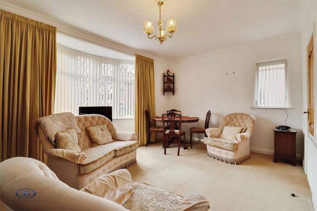 7, Rudyard Grove, Newcastle-Under-Lyme photo 2