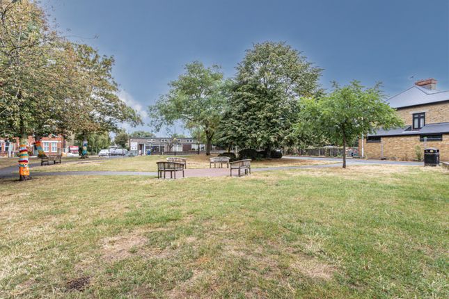 Flat 2, Roxbury House, 115, Station Road, Kent photo 4