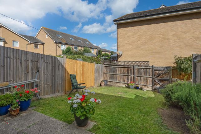 60, Olympia Way, Whitstable photo 4