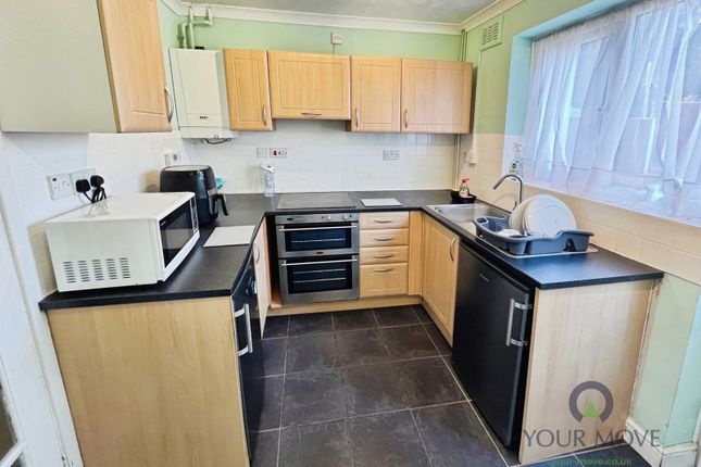 6, Lambert Fold, West Midlands photo 3