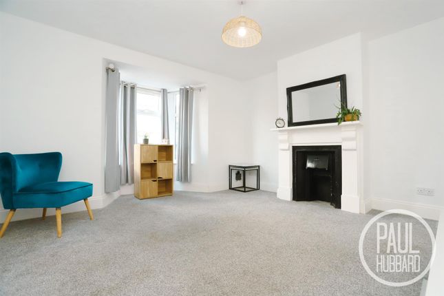 62, Edinburgh Road, Lowestoft photo 4