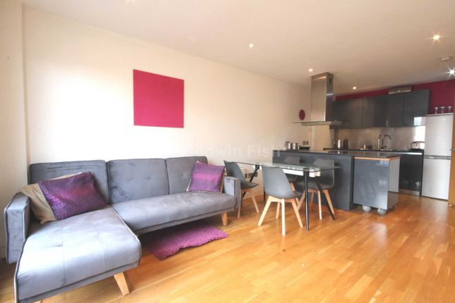 Thumbnail Flat to rent in Vantage Quay, Brewer Street, Piccadilly Basin