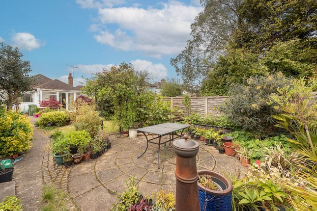 Bungalow for sale in Oakwood Drive, St. Albans, Hertfordshire