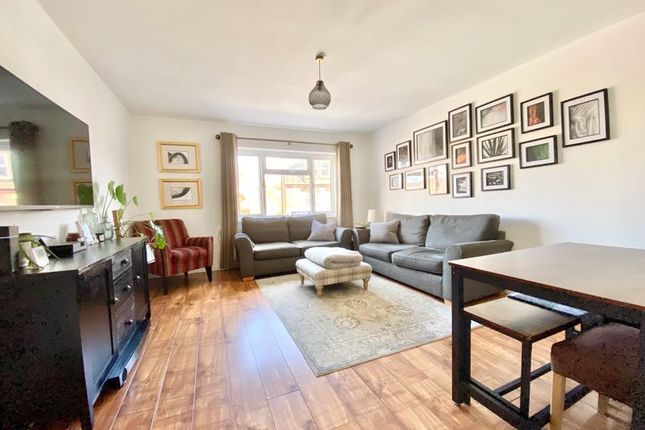 Flat for sale in Bourne Parade, Bourne Road, Bexley