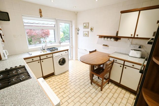 2, Meadows View, Wrexham photo 4