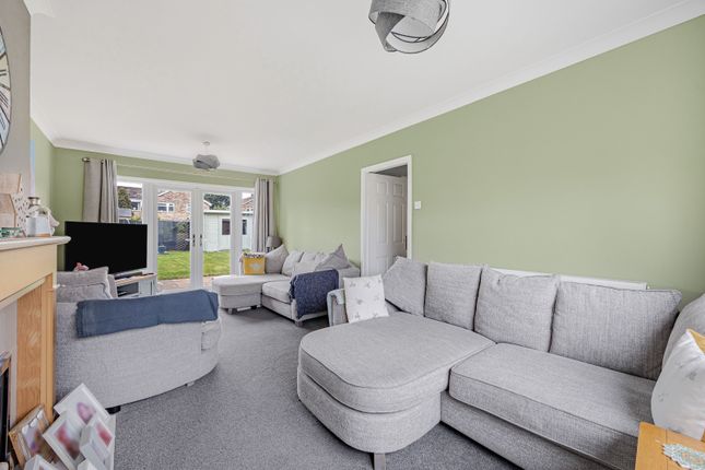 33, Hawthorn Crescent, Wantage photo 4