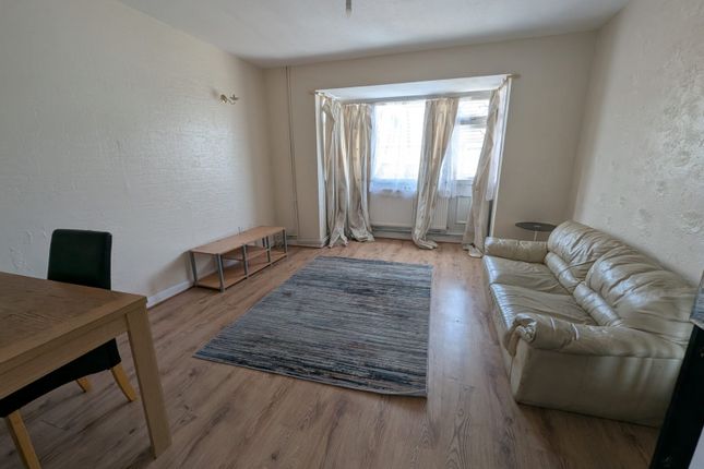 4-Bed House