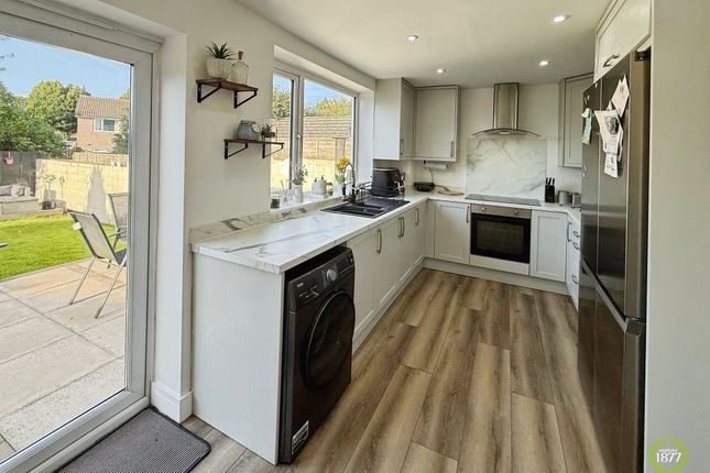 41 Carus Avenue, Darwen photo 4