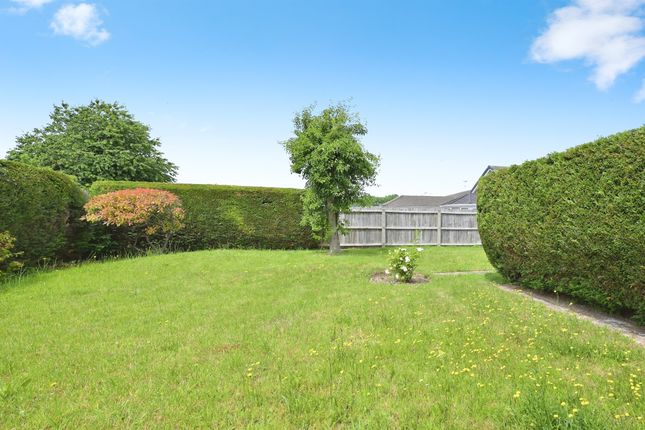 13, Tavistock Road, Spalding photo 2