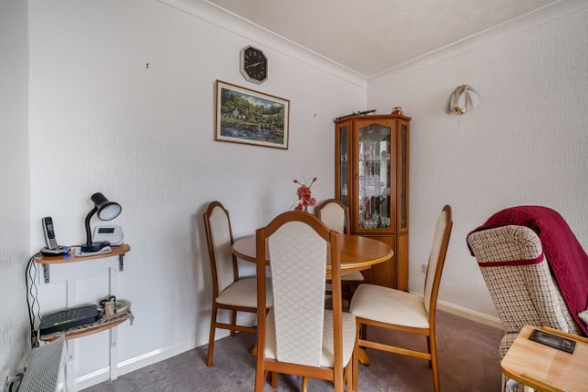 2-bed other on 44 Underidge Drive, Paignton Devon, Devon, £134,000