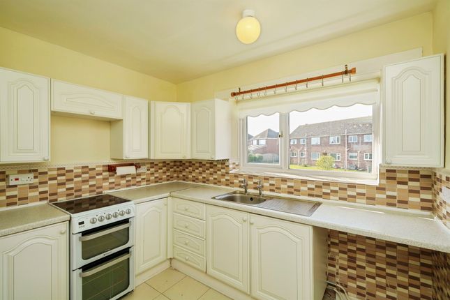 Flat 3, 94, Ennisdale Drive, Wirral photo 3