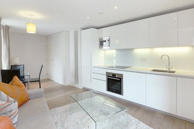 Flat to rent in 4B Merchant Square East, London