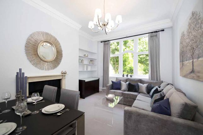Thumbnail Terraced house to rent in Cadogan Gardens, Sloane Square