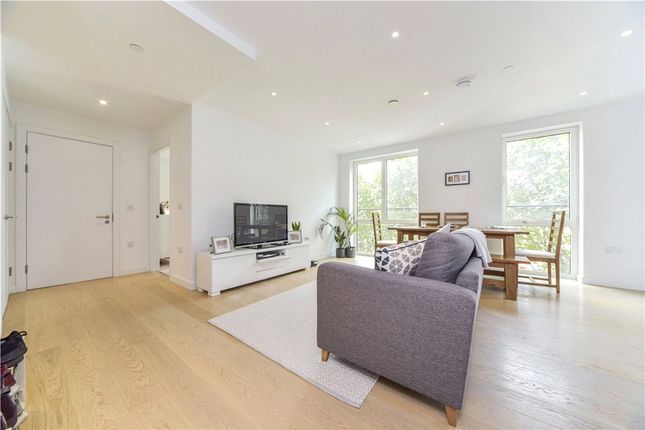 1-bed flat on Flat 404, Siddal Apartments, 6, Heygate Street, London, £450,000