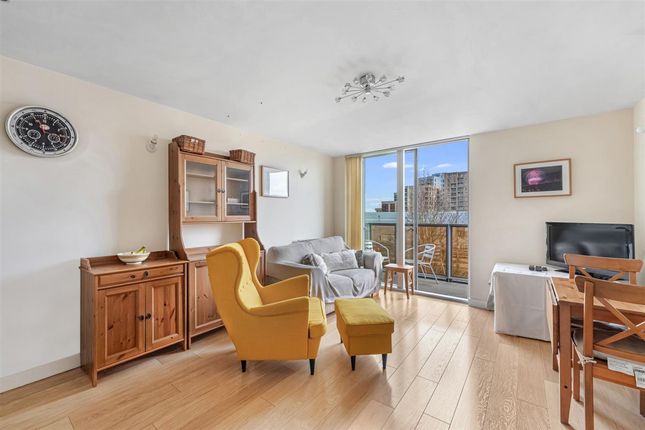 Flat 28, Kinnear Apts Chadwell Lane, London photo 2