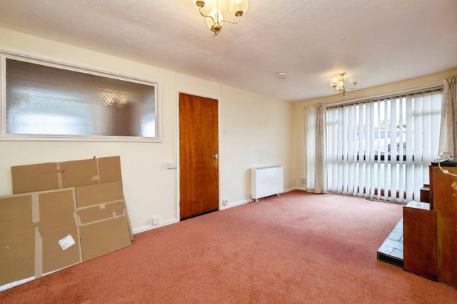 8, Woodpecker Way, Exeter photo 2