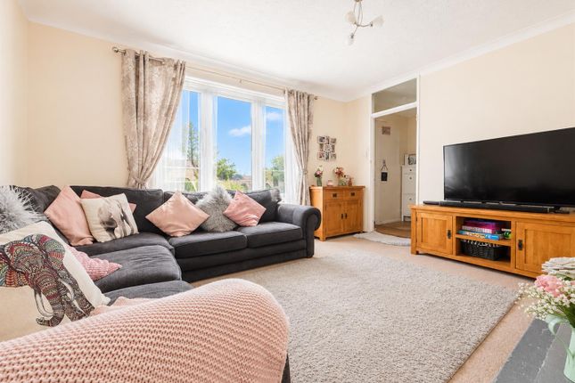1, Bude Close, Portsmouth photo 3