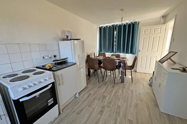 87, Summerhill, Telford photo 5