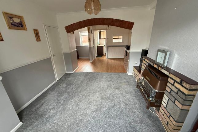 1 Prince Street, Pontypool photo 4