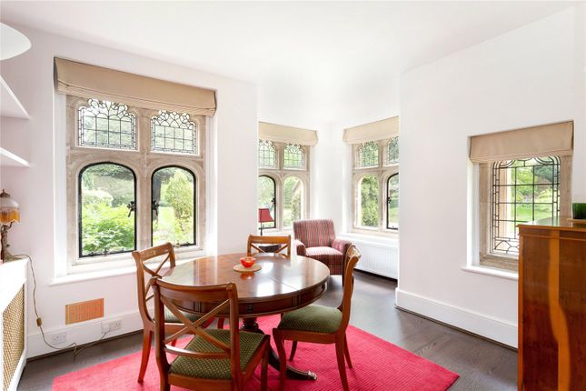 3 Bed Property For Sale In Friar Park End Badgemore Henley