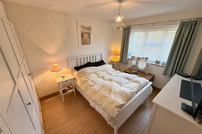 68, Dormer Avenue, Wing photo 4