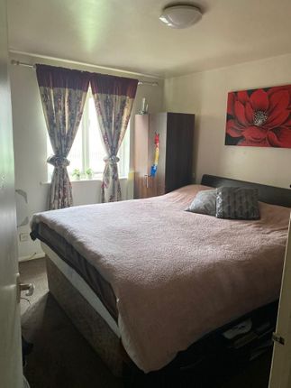 Flats for Sale in Myers Lane London SE14 Myers Lane London