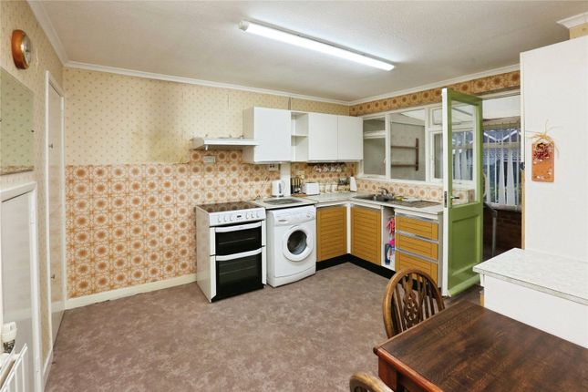 65, The Grove, Hampshire photo 4