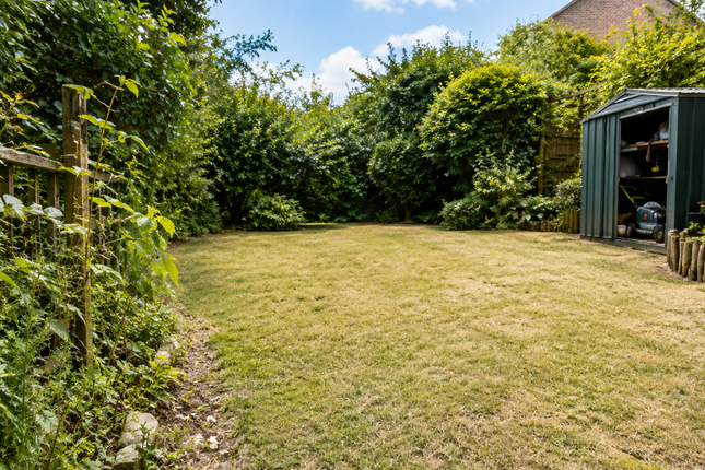 20, Longmead, Liss photo 3