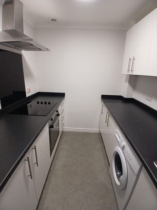 25 HEL, Sorbonne Close, Thornaby photo 3