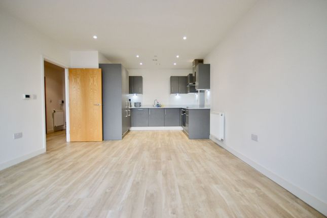 Flat 90, Beasley House Carlton Grove, London photo 3